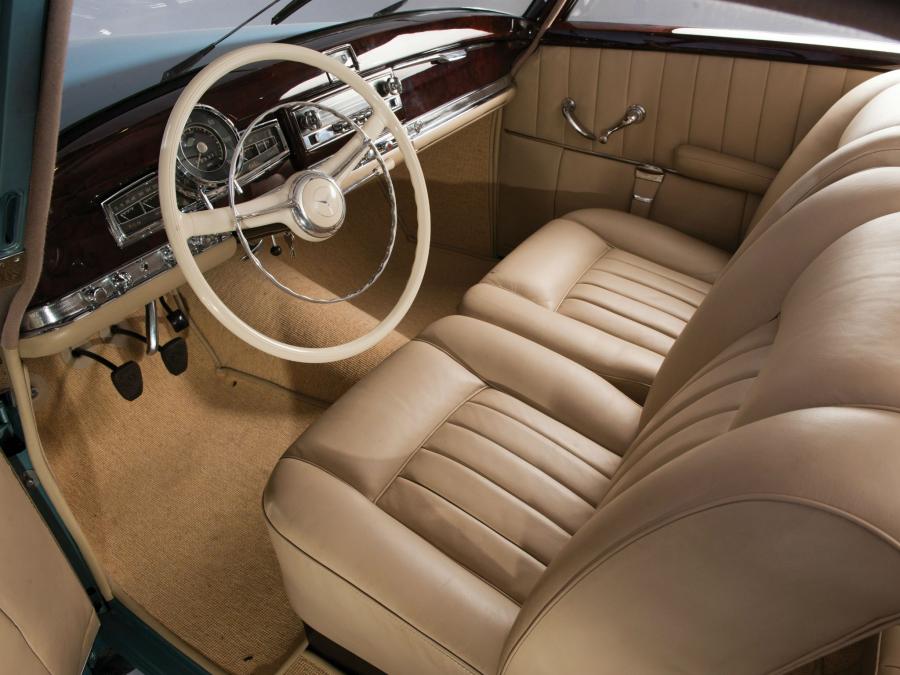  Mercedes-Benz 300 S Coupe 1951 года  (фото 23 из 26)